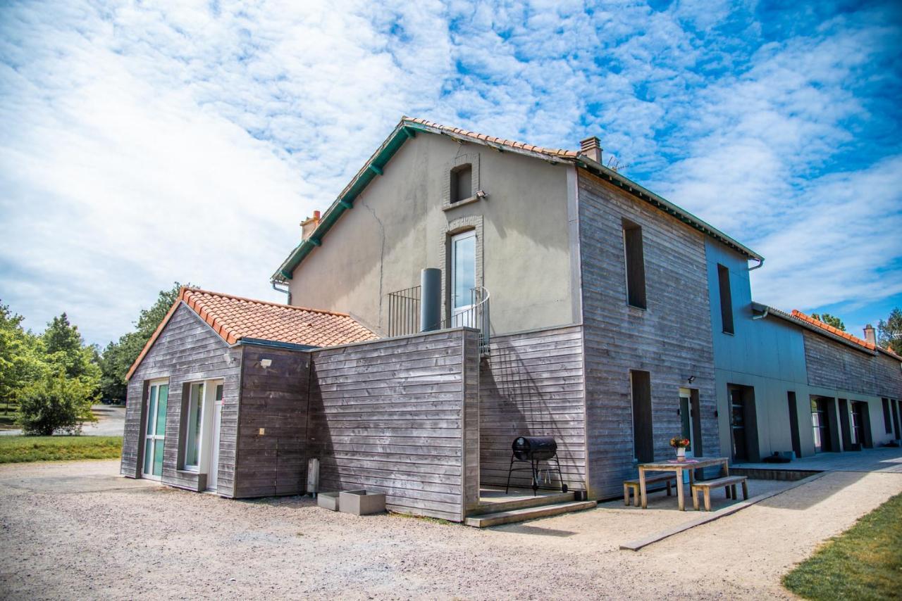 Gite Libellule Au Coeur De La Nature Moncoutant Exterior photo
